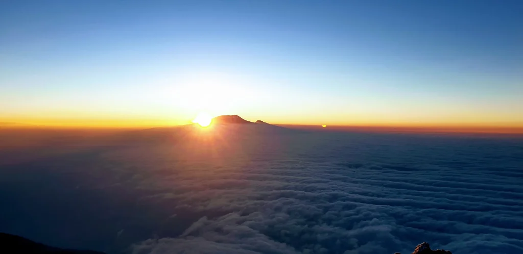 3 Days Mount Meru - Marvel Scenic Treks and Safari